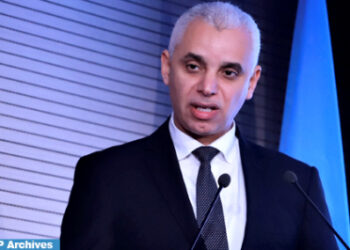 آيت الطالب يبحث مع وفد فلسطيني سبل تعزيز التعاون الثنائي في المجال الصحي