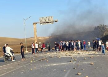 الجزائر: “عطشٌ”  يُشعلُ ثورةً في  تيارت:  أزمةُ  ماء  تُهدّدُ  الهدوءَ  الِانتخابي