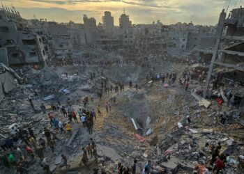 غزة تَحْتَ القصف، و رفحُ تُوشكُ على السّقوط: عيدٌ مُلطّخٌ بالدم