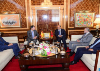 رئيس مجلس المستشارين يجري مباحثات مع سفير إسبانيا بالمغرب