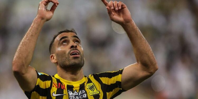 عبد الرزاق حمد الله يتعاقد مع نادي التعاون السعودي