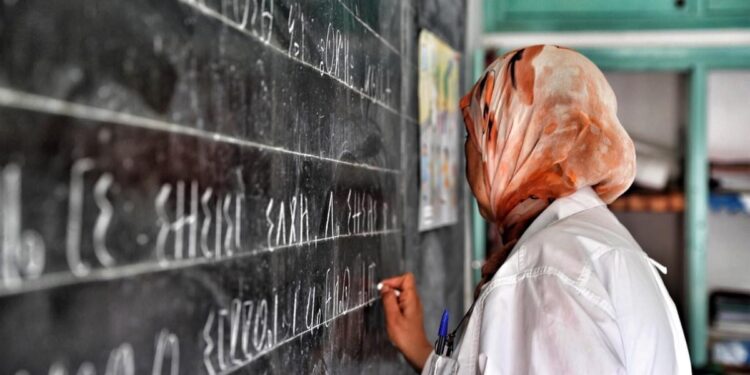 انطلاق الدورة التكوينية الأولى في مجال تدريس اللغة الأمازيغية بالتعليم الابتدائي لفائدة مدرسي التعليم المدرسي الخصوصي