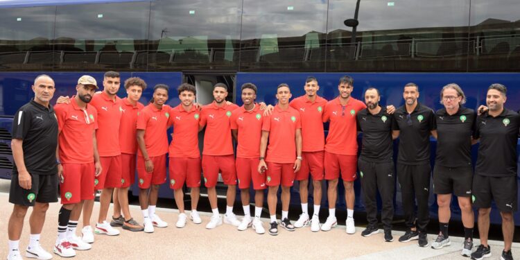 بعثة المنتخب الأولمبي تحل بفرنسا