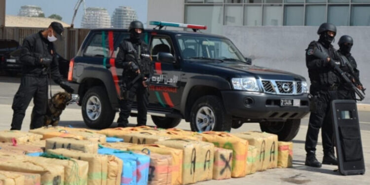 إحباط عملية تهريب طنين و540 كيلوغراما من مخدر الشيرا