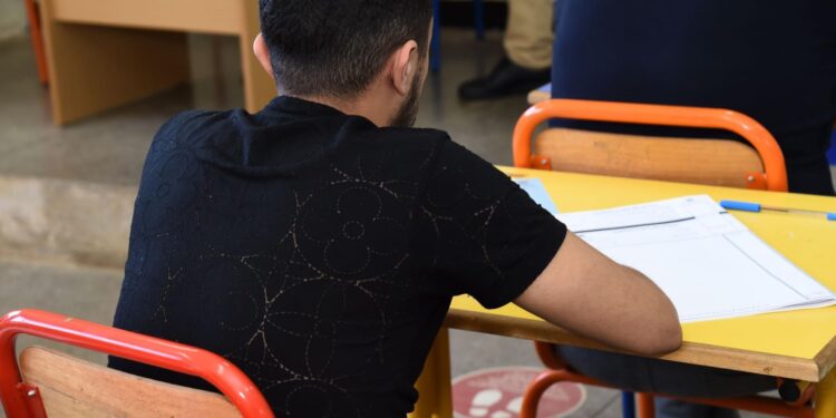 هو عدد النزلاء المؤسسات السجنية اجتازوا بنجاح امتحانات نيل شهادة الباكالوريا برسم موسم 2023/2024