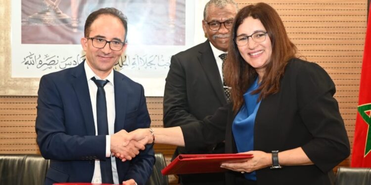 التوقيع على اتفاقية تبادل البيانات بين وزارة العدل والمديرية العامة للأمن الوطني