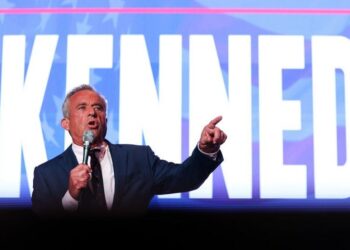 كيندي جونيور: بايدن شوه سمعته بتأخره بالانسحاب في الوقت المناسب