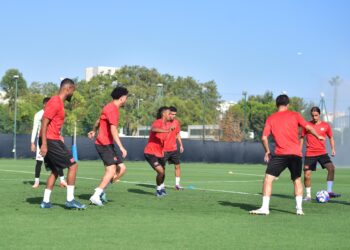 استعدادا لمواجهة المنتخب العراقي …حصة تدريبية خفيفة للاعبي المنتخب الأولمبي