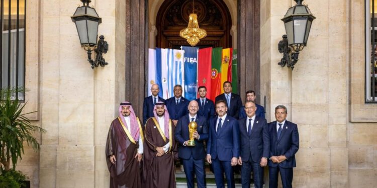 المغرب والبرتغال وإسبانيا تقدم ملف ترشيحها المشترك إلى (فيفا)