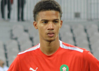 اللاعب المغربي أمير ريتشاردسون يصل إلى فلورنسا