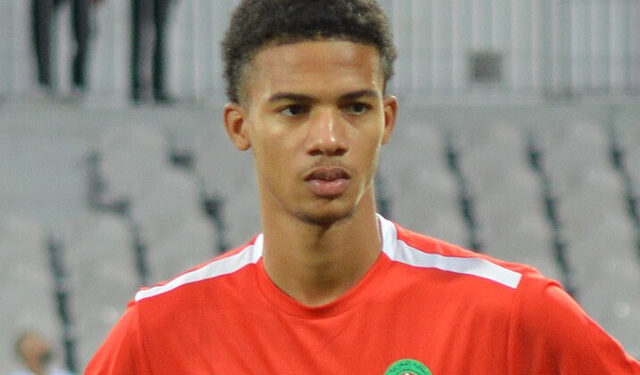 اللاعب المغربي أمير ريتشاردسون يصل إلى فلورنسا