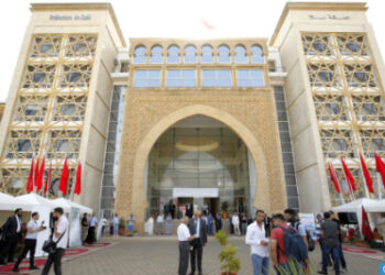 لقاء تواصلي بسلا  لبحث فرص وآفاق استثمارات المغاربة المقيمين بالخارج