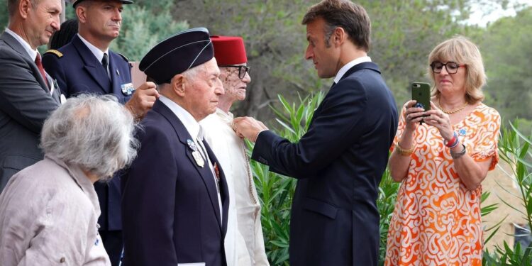 فرنسا.. توشيح العربي جاوا أحد قدماء المحاربين المغاربة في الحرب العالمية  الثانية وحرب الهند الصينية