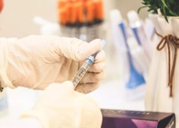 منظمة الصحة العالمية و”يونيسف” تطالبان بهدنة بين إسرائيل وحركة “حماس” لتطعيم الأطفال الفلسطينيين