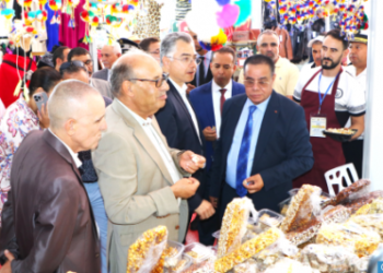 افتتاح معرض الصناعة التقليدية بالعرائش الفرصة المتجددة لدعم الاقتصاد التضامني