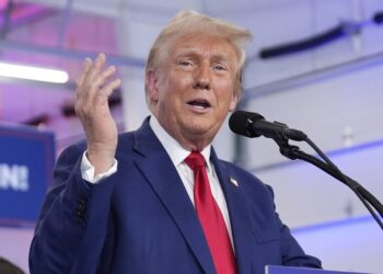 ترامب مستعد لعرض منصب في إدارته على كينيدي جونيور