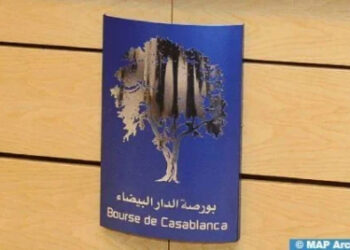 بورصة الدار البيضاء تستهل تداولاتها بأداء شبه مستقر