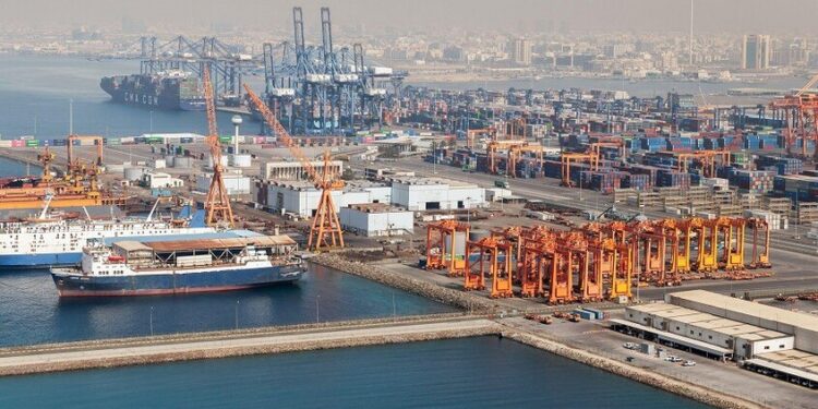 السعودية ترفع تصنيف موانئها إلى المرتبة 15 عالميا