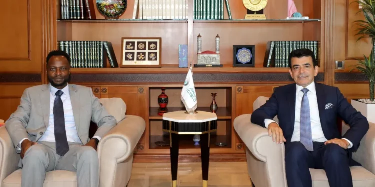 بحث آفاق التعاون بين الإيسيسكو وصندوق التراث العالمي الإفريقي