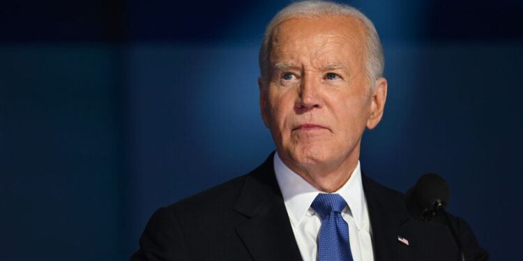 قاض أمريكي يوقف مؤقتا برنامجا لإدارة بايدن يحمي مئات الآلاف من المهاجرين غير الشرعيين  .