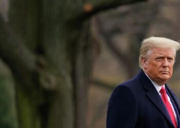 ترامب يهاجم بايدن وهاريس: أيديهما ملطخة بدماء الأسرى الإسرائيليين .