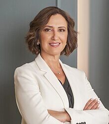 فاطمة الزهراء عمور :  برنامج “كفاءة” يروم الاعتراف بـ 7550 مهنيا في أفق سنة 2026