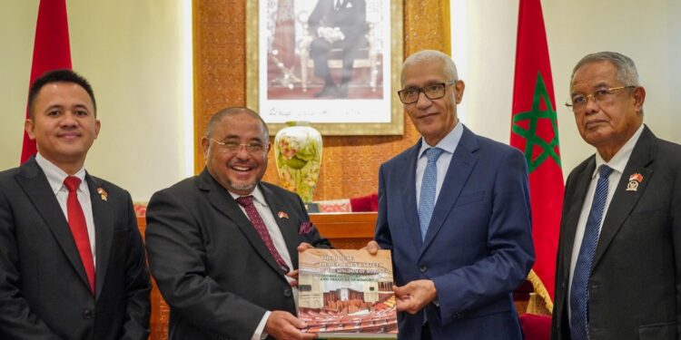 راشيد الطالبي العلمي يستقبل رئيس مجموعة الصداقة البرلمانية الإندونيسية-المغربية