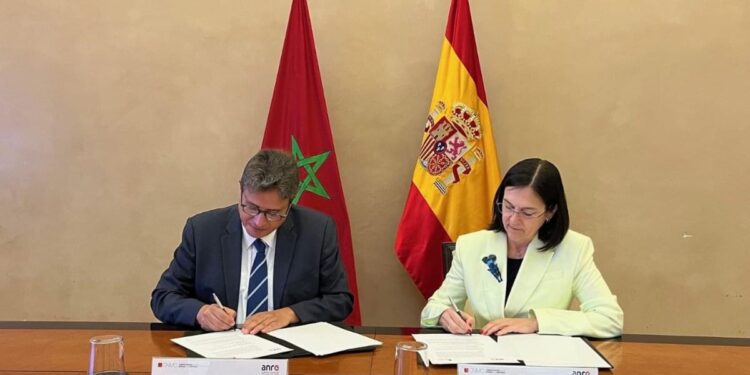 مدريد….توقيع مذكرة تفاهم في مجال ضبط الطاقة