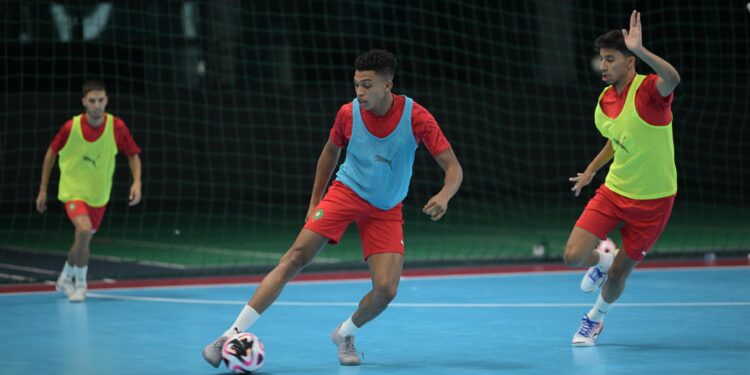 المنتخب الوطني للفوتسال يستعد لمواجهة طاجيكستان يوم غد الإثنين