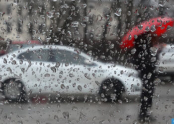 زخات رعدية محليا قوية بعدد من مناطق المملكة (نشرة إنذارية)