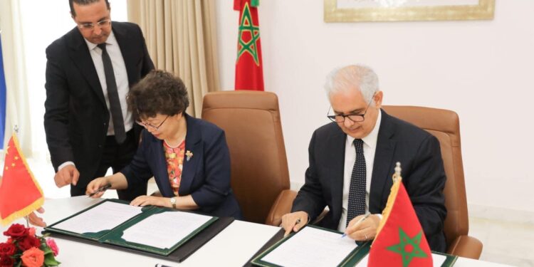 المغرب-الصين: توقيع مذكرة تفاهم في مجال الموارد المائية