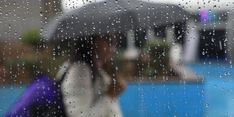 زخات رعدية مصحوبة بحبات البرد مرتقبة يومي الخميس والجمعة بعدد من مناطق المملكة