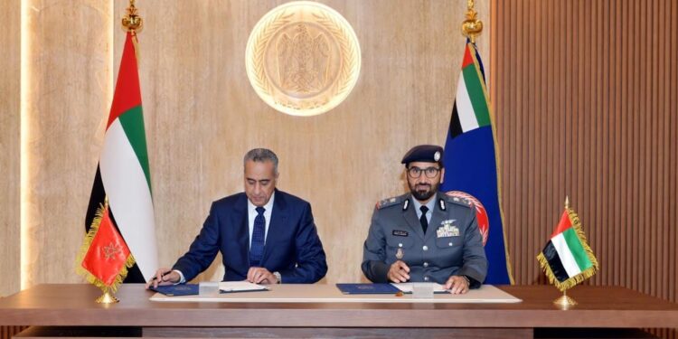 حموشي يوقع بأبوظبي مذكرة تفاهم للتكوين والتدريب في المجالات الشرطية