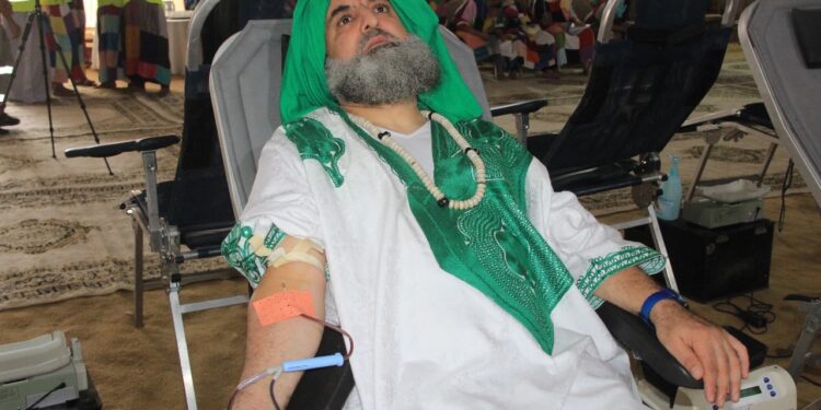 احتفالا بذكرى المولد النبوي الشريف …الشيخ محمد فوزي الكركري يفتتح حملة تبرع بالدم باقليم الناظور