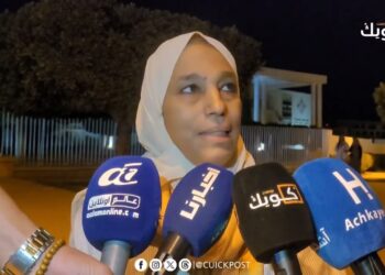 شاهد …أم طالبة بكلية طب بوجدة تخرج عن صمتها : باش يكون عندنا طبيب كفءخاص يكون تكوين جيد لولادنا