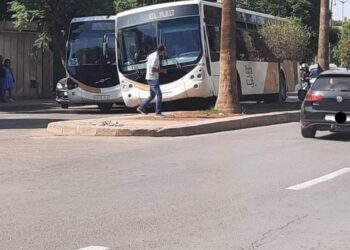 النـقل الحـضري بوجدة يتحول إلى مشكلة خطيرة: أين المساءلة من المسؤولين؟