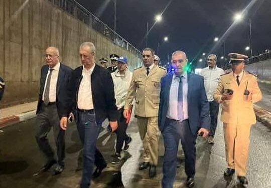 والي جهة مراكش يقود استجابة ميدانية لحادث غرق أربع سيارات بسبب الفيضانات تحت قنطرة تاركة