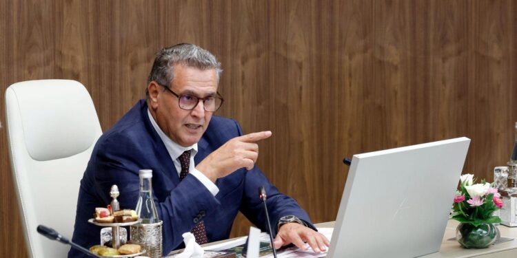 أخنوش يترأس اجتماعا مع المتدخلين في سلاسل الإنتاج الفلاحية لإنعاش القطاع الفلاحي وضمان تموين الأسواق