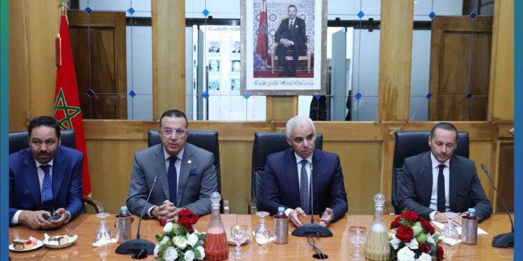 تسليم السلط بين آيت الطالب و التهراوي وزير الصحة و الحماية الاجتماعية الجديد