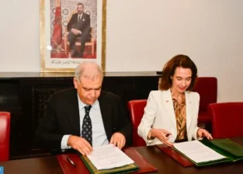 المغرب-فرنسا.. التوقيع على بروتوكول اتفاق يتعلق بإحداث شراكة استراتيجية في مجال تحلية مياه البحر