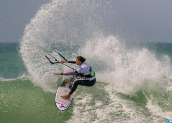 البرازيلية كيسياني رودريغيز تفوز بكأس العالم للكايت سورف-الداخلة 2024