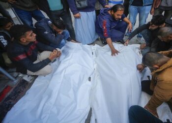 شهداء حرب  غزة في تزايد لليوم  الـ396  .