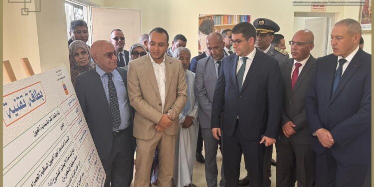 بنسعيد يزور مواقع ثقافية بإقليمي العيون وطرفاية