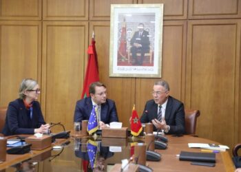 أزيد من ملياري درهم …لقجع يوقع اتفاقية تمويل البرنامج المندمج لإعادة إعمار وتأهيل المناطق المتضررة من الزلزال