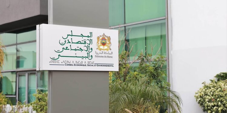 المجلس الاقتصادي والاجتماعي والبيئي يصادق على رأيه حول الأشكال اللانمطية للتشغيل والعلاقات المهنية