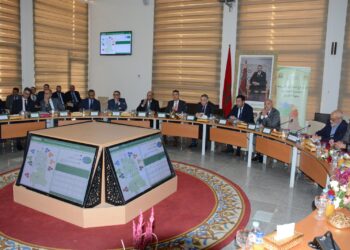 وجدة: الوالي الخطيب يترأس اجتماع جهوي هام بحضور عمال أقاليم جهة الشرق