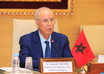 السيد التوفيق يبرز الدور الجوهري للعلماء في إصلاح المجالات المرتبطة بالإنسان