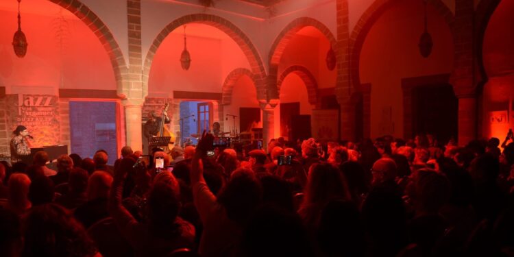 سحر موسيقى الجاز يخيم على مدينة الصويرة