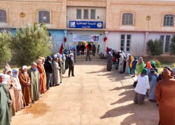 من أجل التخفيف من وطأة موجة البرد…قافلة طبية متعددة التخصصات لأزيد من 600مستفيد باقليم فجيج