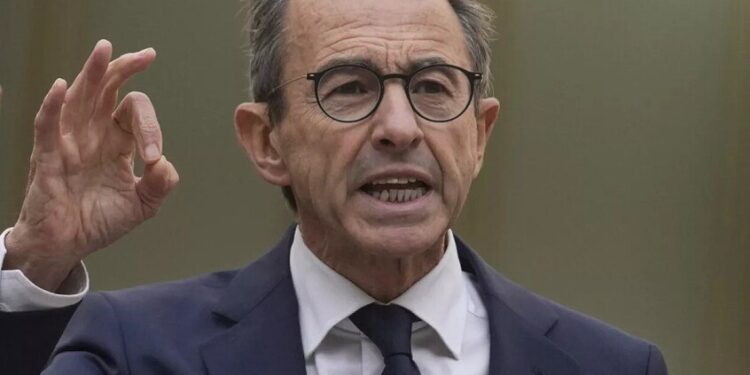 الداخلية الفرنسية تعلن  اعتقال مؤثر جزائري ثالث